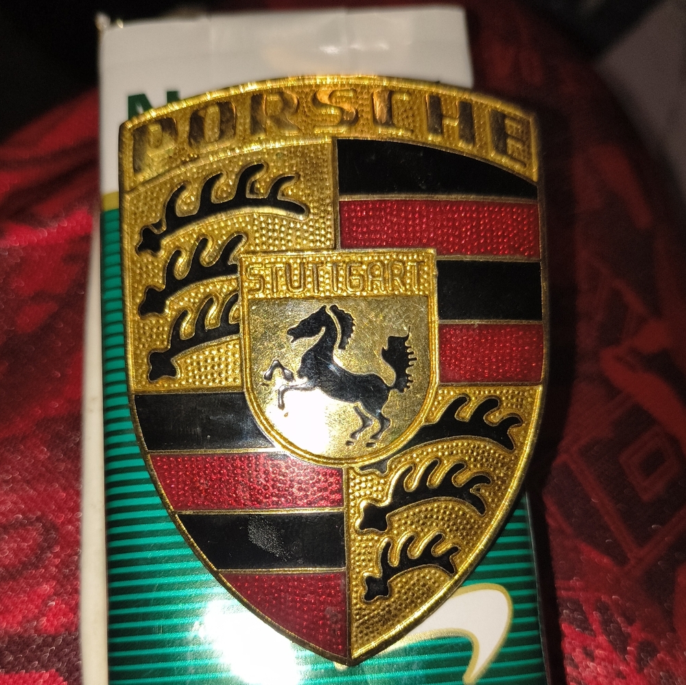 Porsche 911 Front Emblem